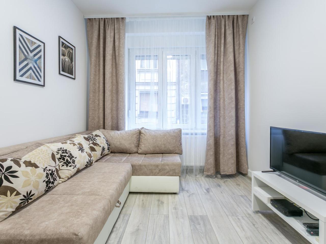 Belgrade Renting Down Apartment Екстериор снимка